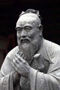 Philosophie Konfuzius Statue vor dem Konfuzius-Tempe 